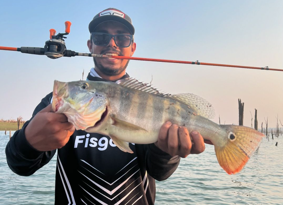 Carretilha pesca esportiva